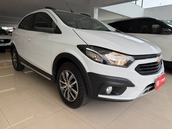 CHEVROLET ONIX 1.4 MPFI ACTIV 8V FLEX 4P MANUAL CHEVROLET ONIX 1.4 MPFI ACTIV 8V FLEX 4P MANUAL
